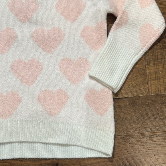 Vince Camuto Cream and Pink Heart Sweater - Picture 3 of 7